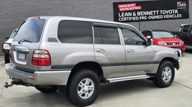 2005 Toyota LandCruiser