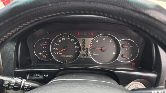 2005 Toyota LandCruiser - Image 21