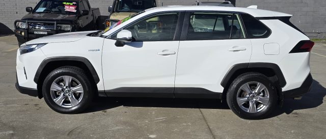 2023 Toyota Rav4 Hybrid - Image 8