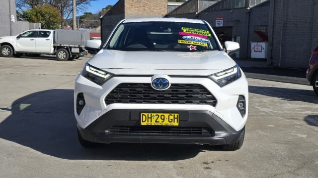 2023 Toyota Rav4 Hybrid - Image 12
