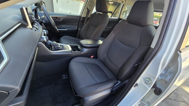 2023 Toyota Rav4 Hybrid - Image 15