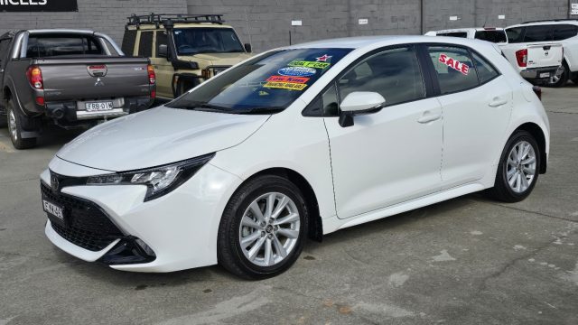 2023 Toyota Corolla - Image 3