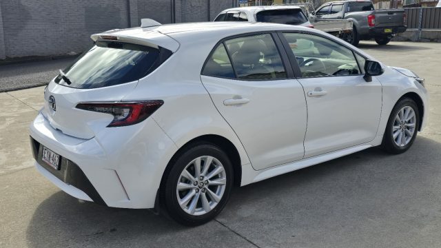 2023 Toyota Corolla - Image 9