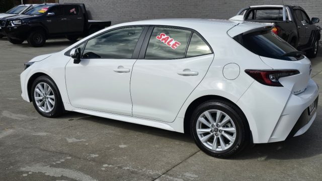 2023 Toyota Corolla - Image 13