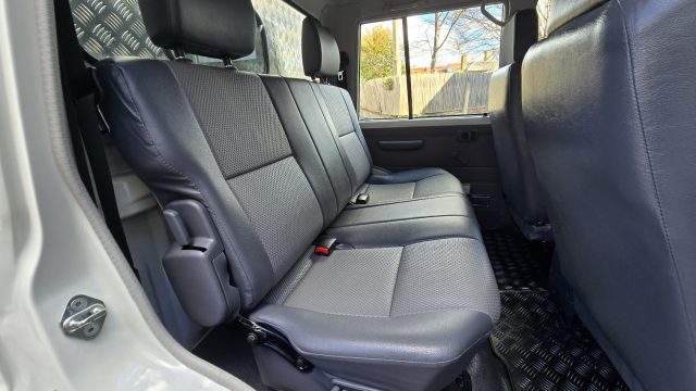 2018 Toyota LandCruiser Military - Image 10