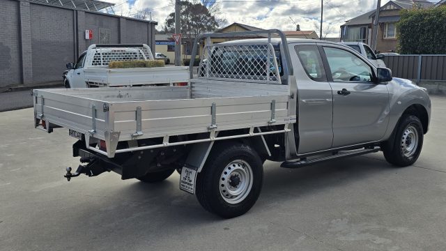 2016 MAZDA BT-50 - Image 10