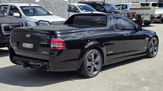 2009 Holden COMMODORE - Image 12