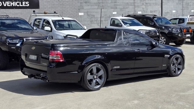 2009 Holden COMMODORE - Image 13