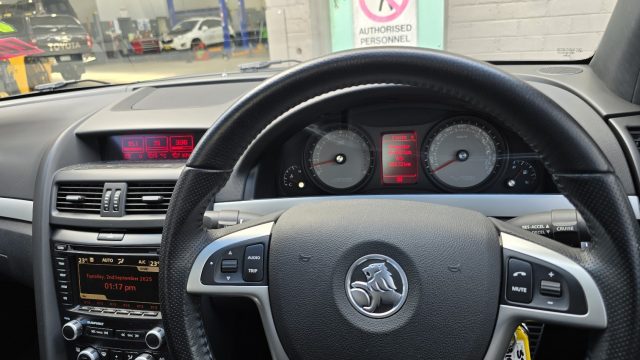 2009 Holden COMMODORE - Image 14