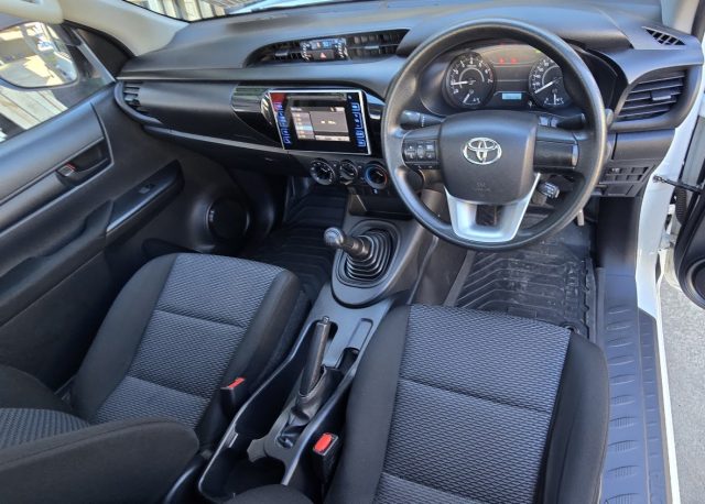 2019 Toyota Hilux - Image 3