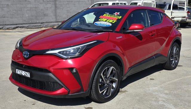 2020 Toyota C-HR Hybrid - Image 4