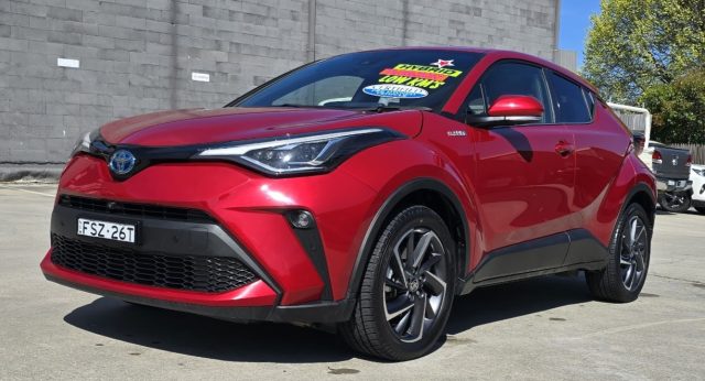 2020 Toyota C-HR Hybrid - Image 8