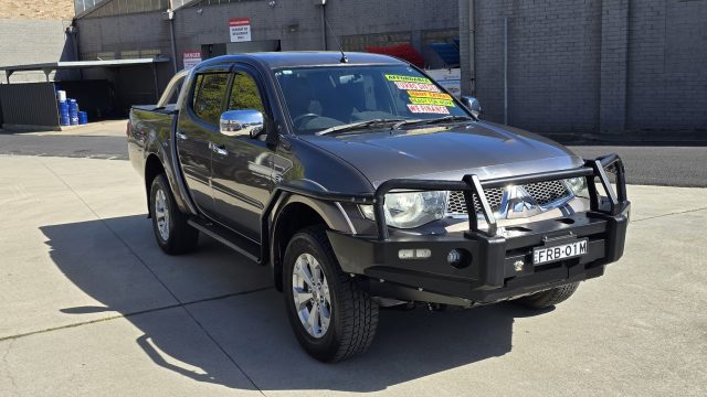 2013 MITSUBISHI TRITON - Image 7