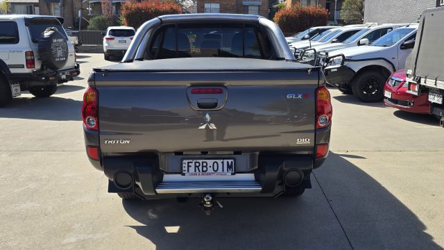2013 MITSUBISHI TRITON - Image 9