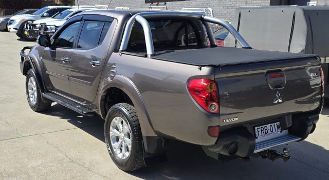 2013 MITSUBISHI TRITON - Image 10
