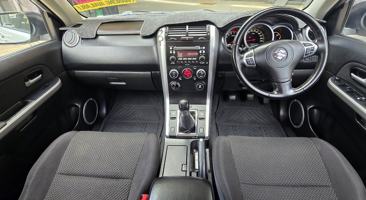 2012 SUZUKI GRAND VITARA - Image 3