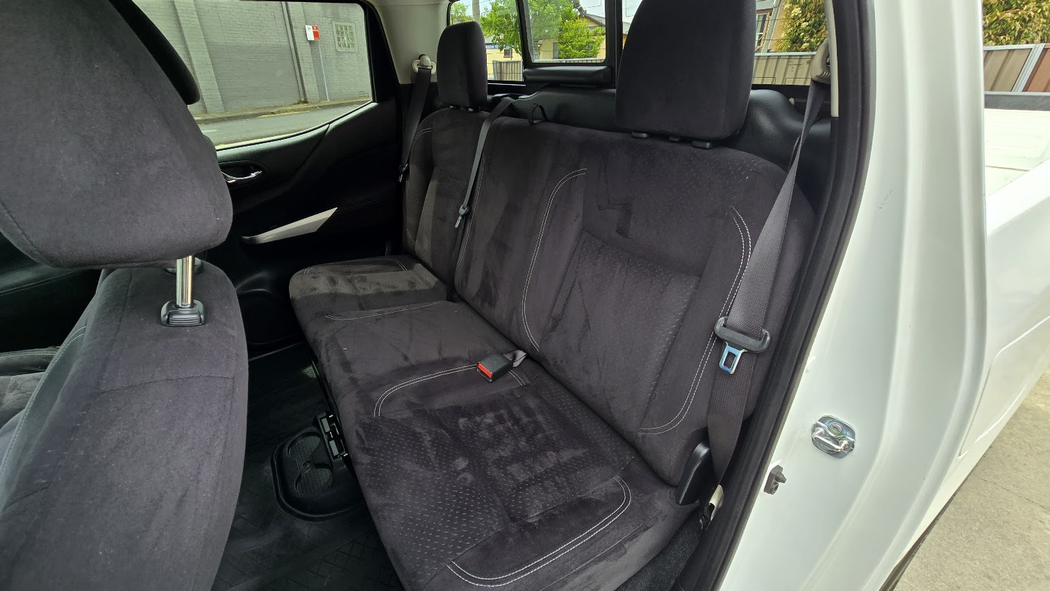 NISSAN NAVARA - Image 18