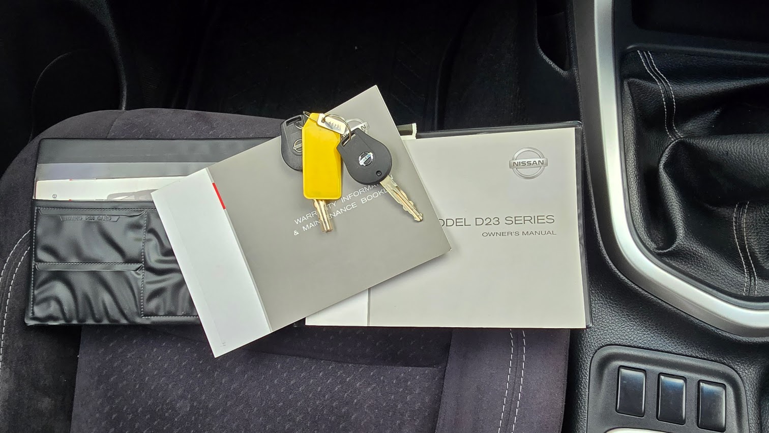 NISSAN NAVARA - Image 24