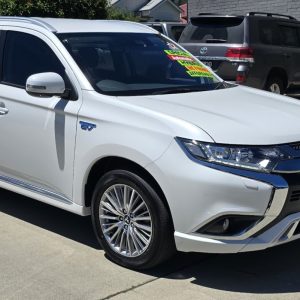 2020 MITSUBISHI OUTLANDER