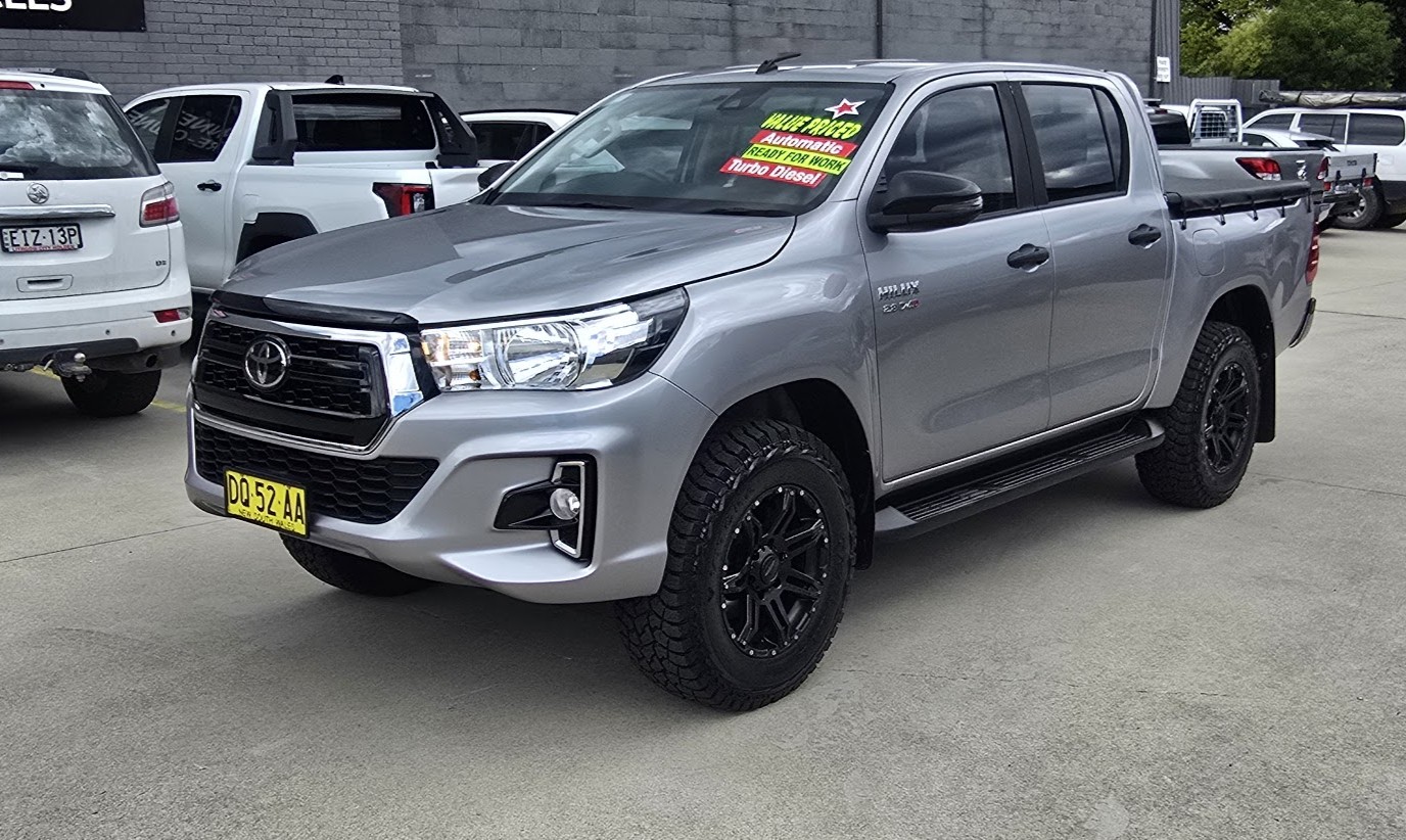 2020 Toyota Hilux - Image 8