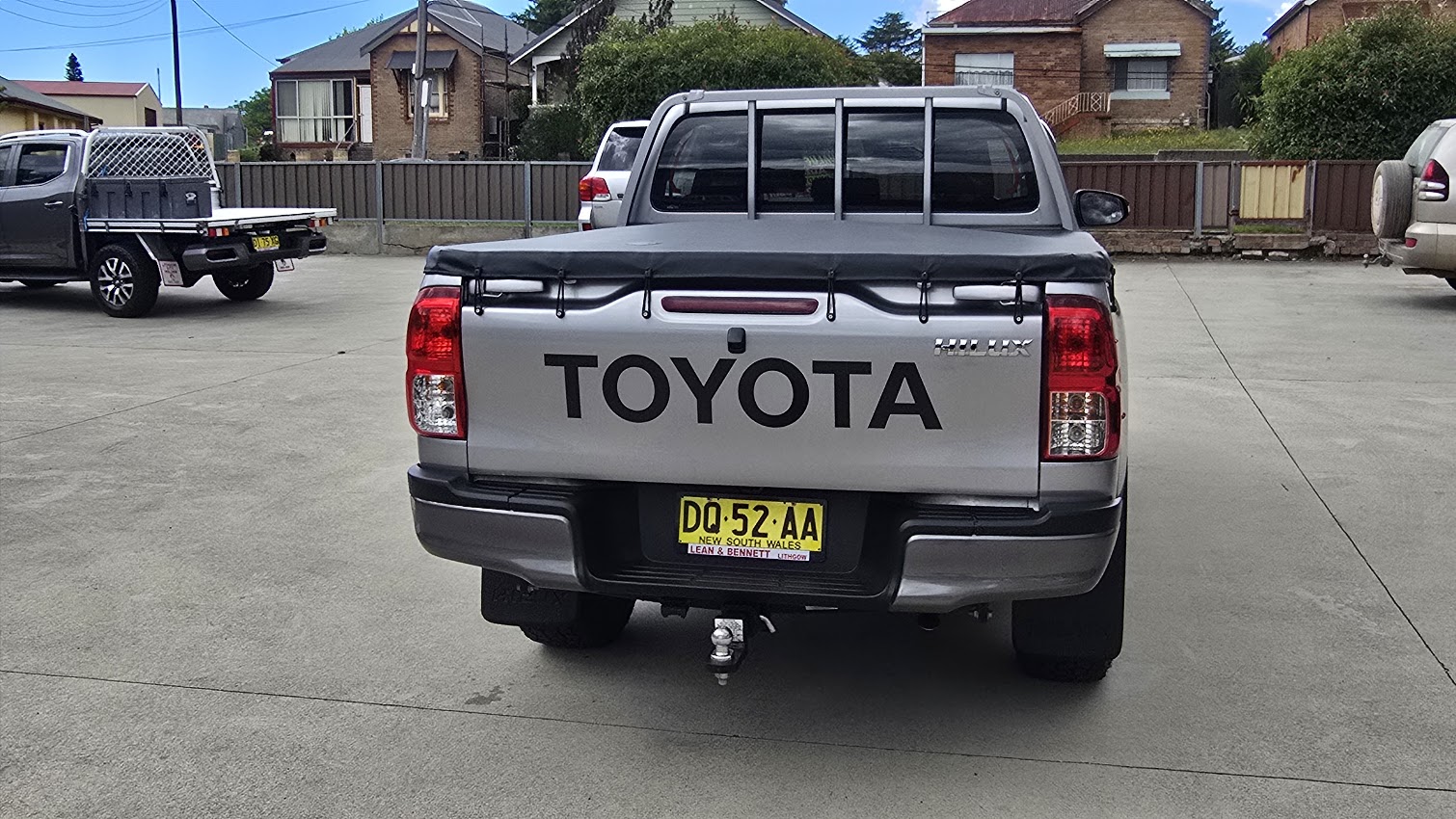 2020 Toyota Hilux - Image 13