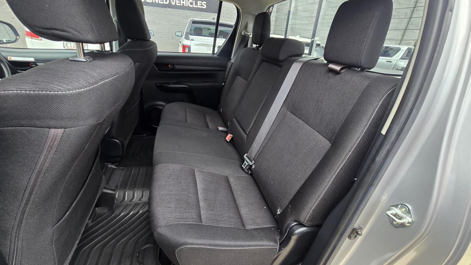 2020 Toyota Hilux - Image 18