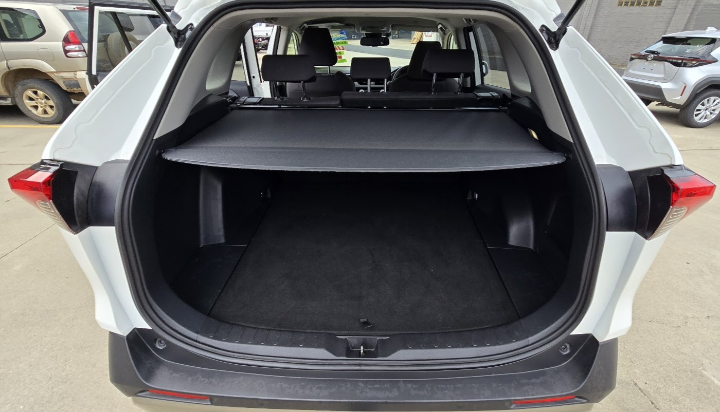 2023 Toyota Rav4 Hybrid - Image 19