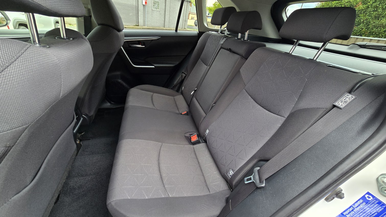 2023 Toyota Rav4 Hybrid - Image 20