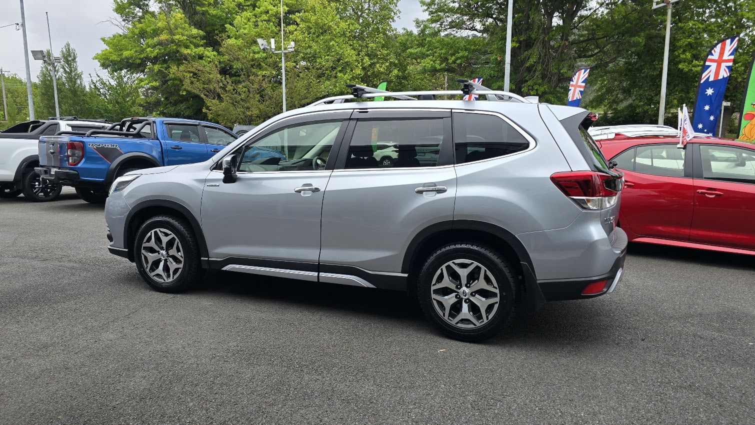 2023 SUBARU FORESTER - Image 9