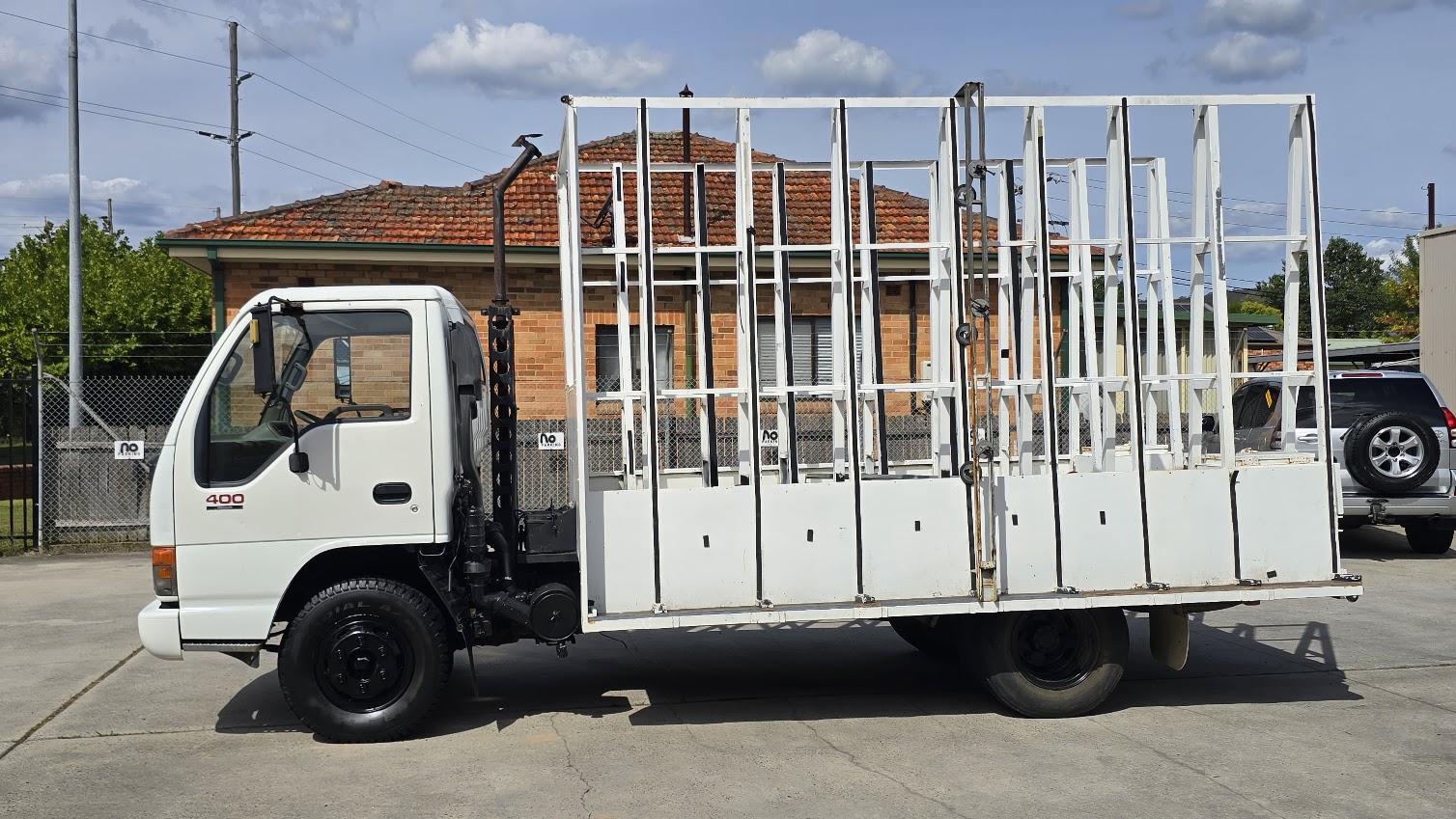 1994 ISUZU NPR - Image 10