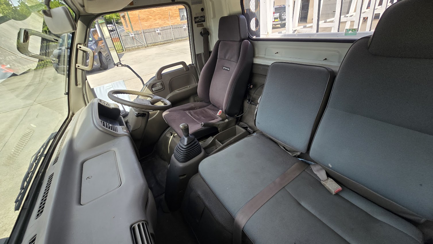 1994 ISUZU NPR - Image 20