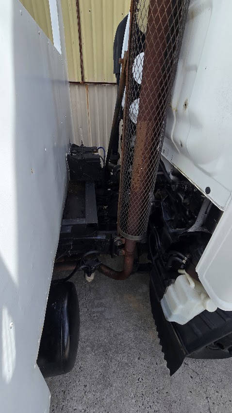 1994 ISUZU NPR - Image 22