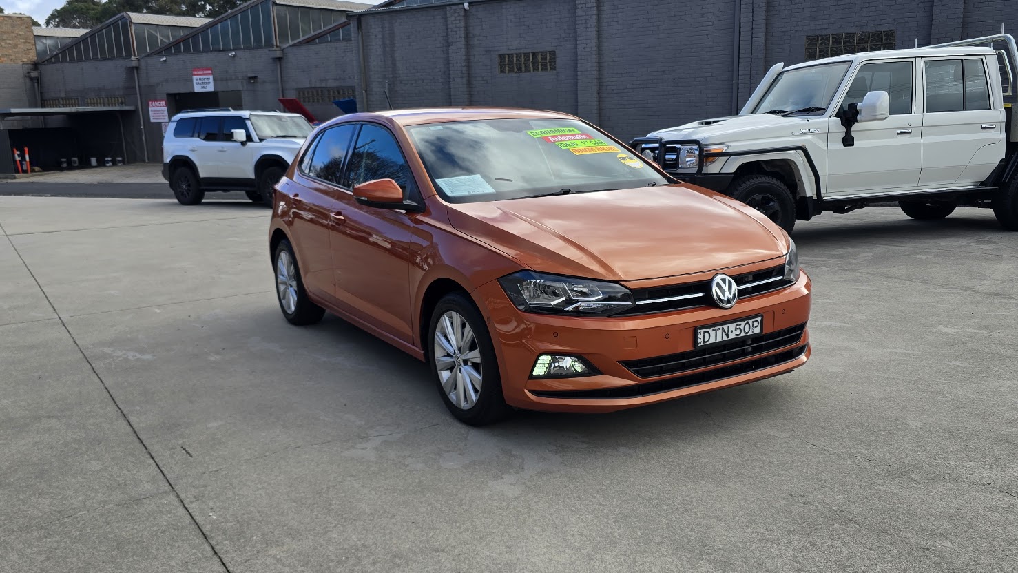 2018 VOLKSWAGEN POLO - Image 11