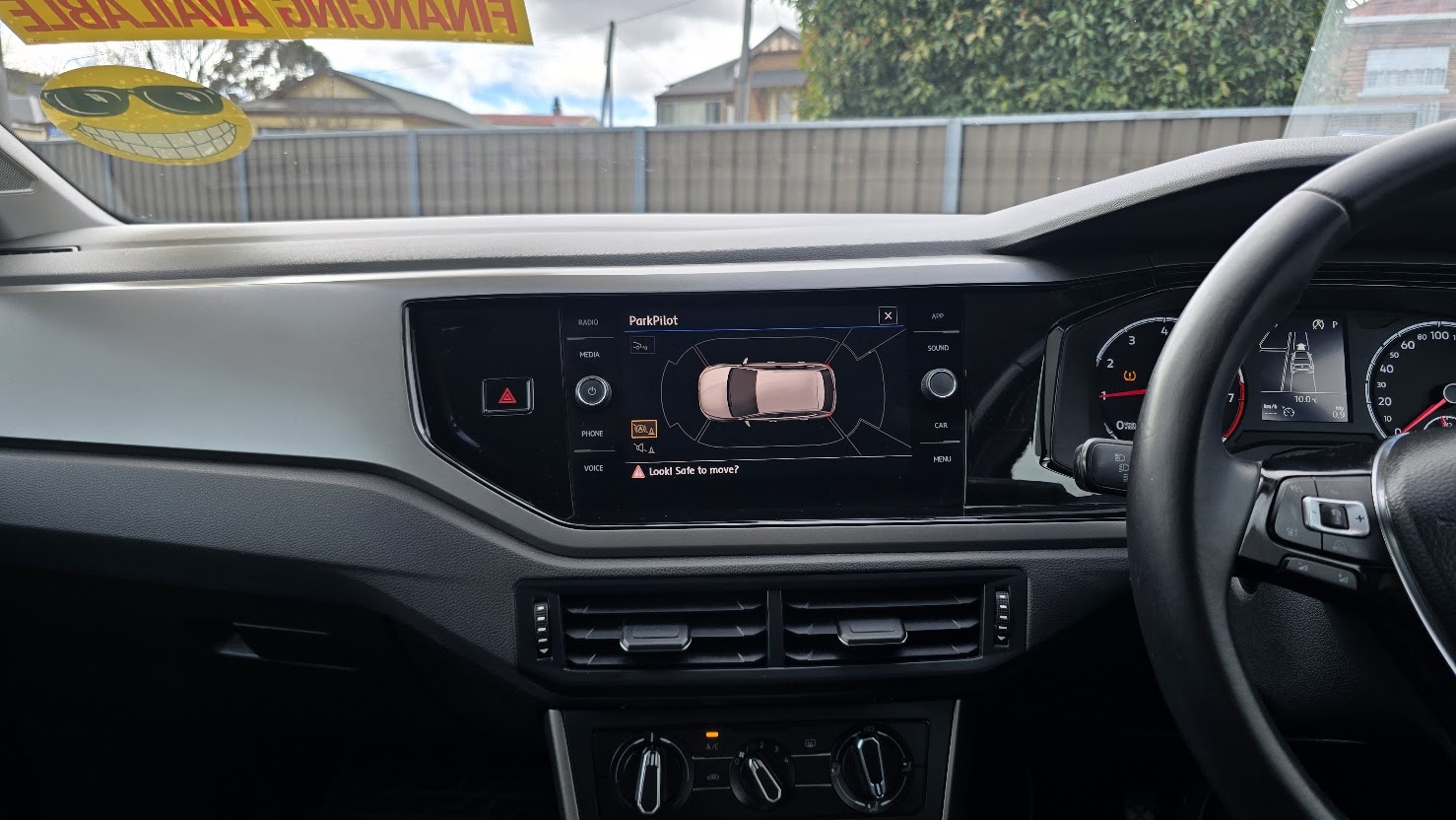 2018 VOLKSWAGEN POLO - Image 24