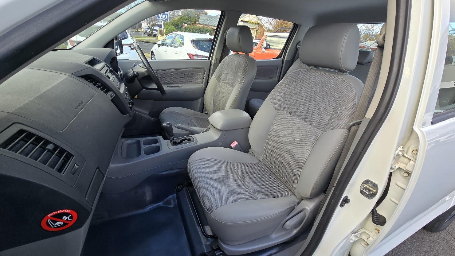 2007 Toyota Hilux - Image 17