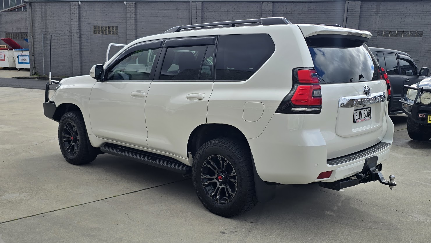 2021 Toyota Prado - Image 9