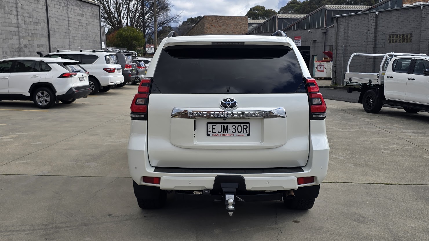 2021 Toyota Prado - Image 10