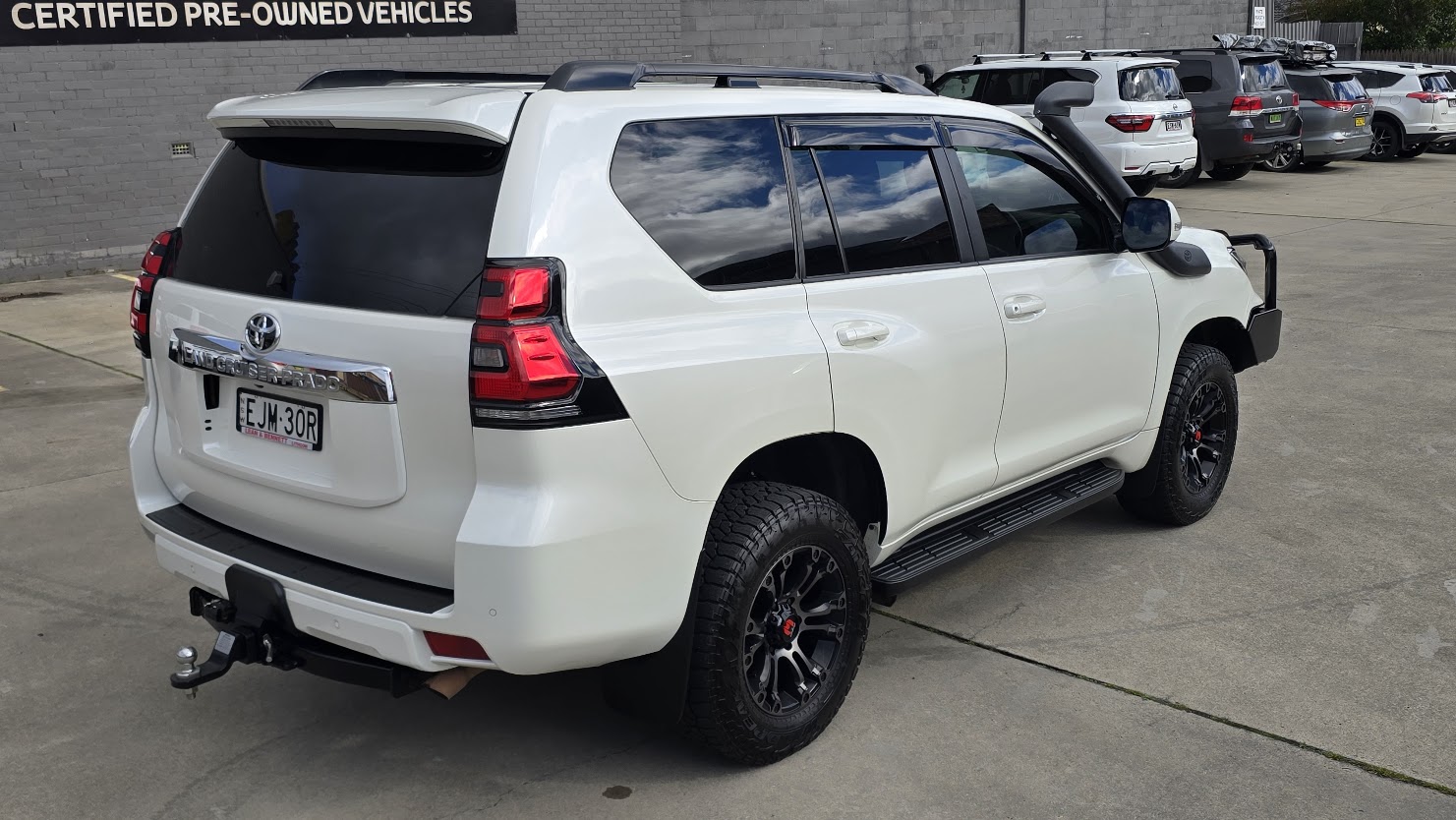 2021 Toyota Prado - Image 12