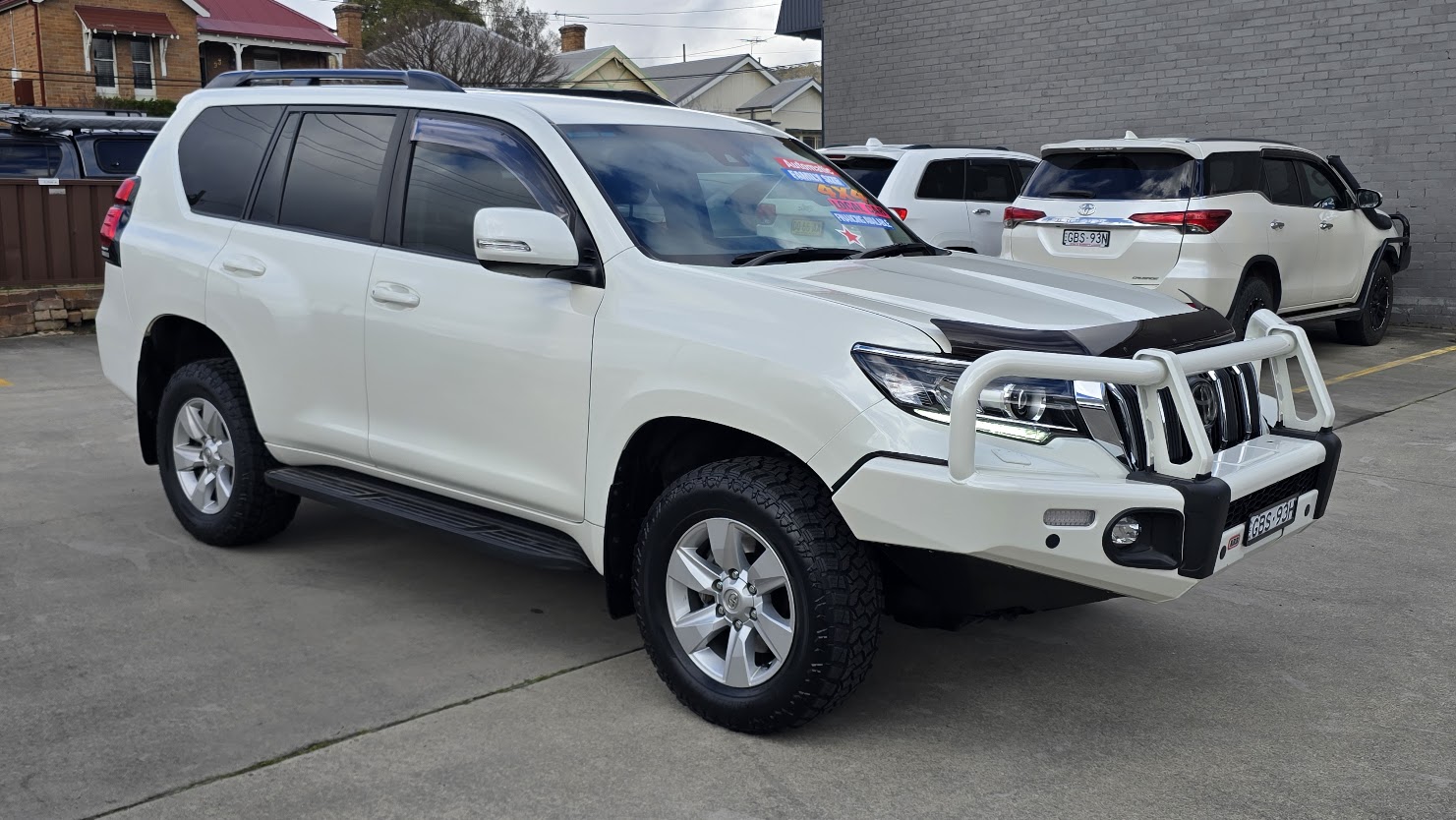 2020 Toyota Prado - Image 5