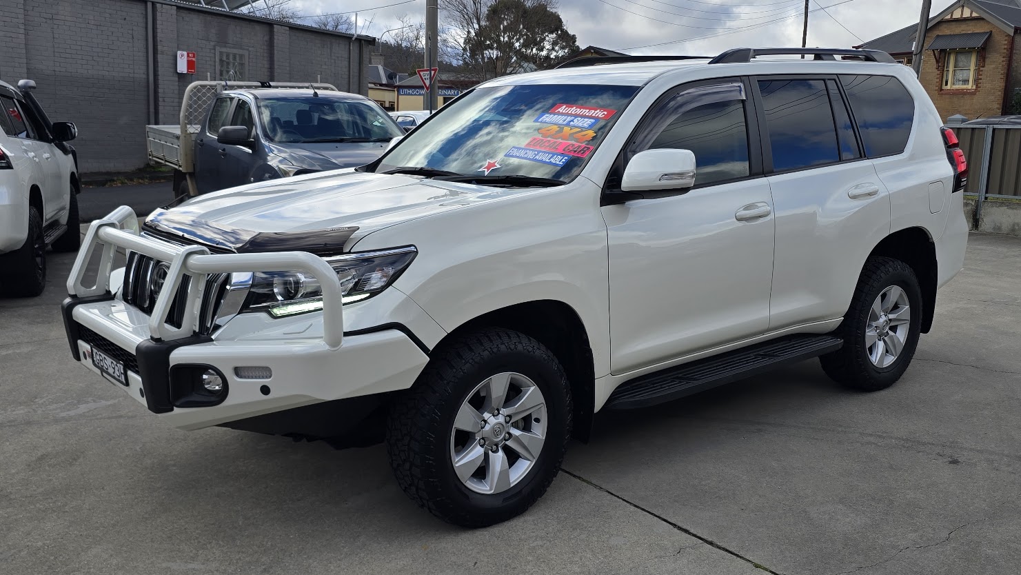 2020 Toyota Prado - Image 9