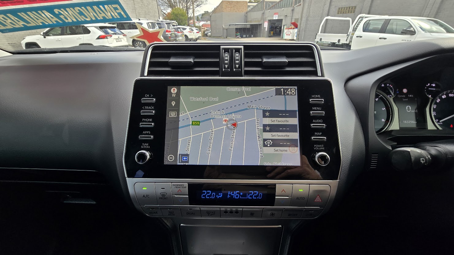 2020 Toyota Prado - Image 24