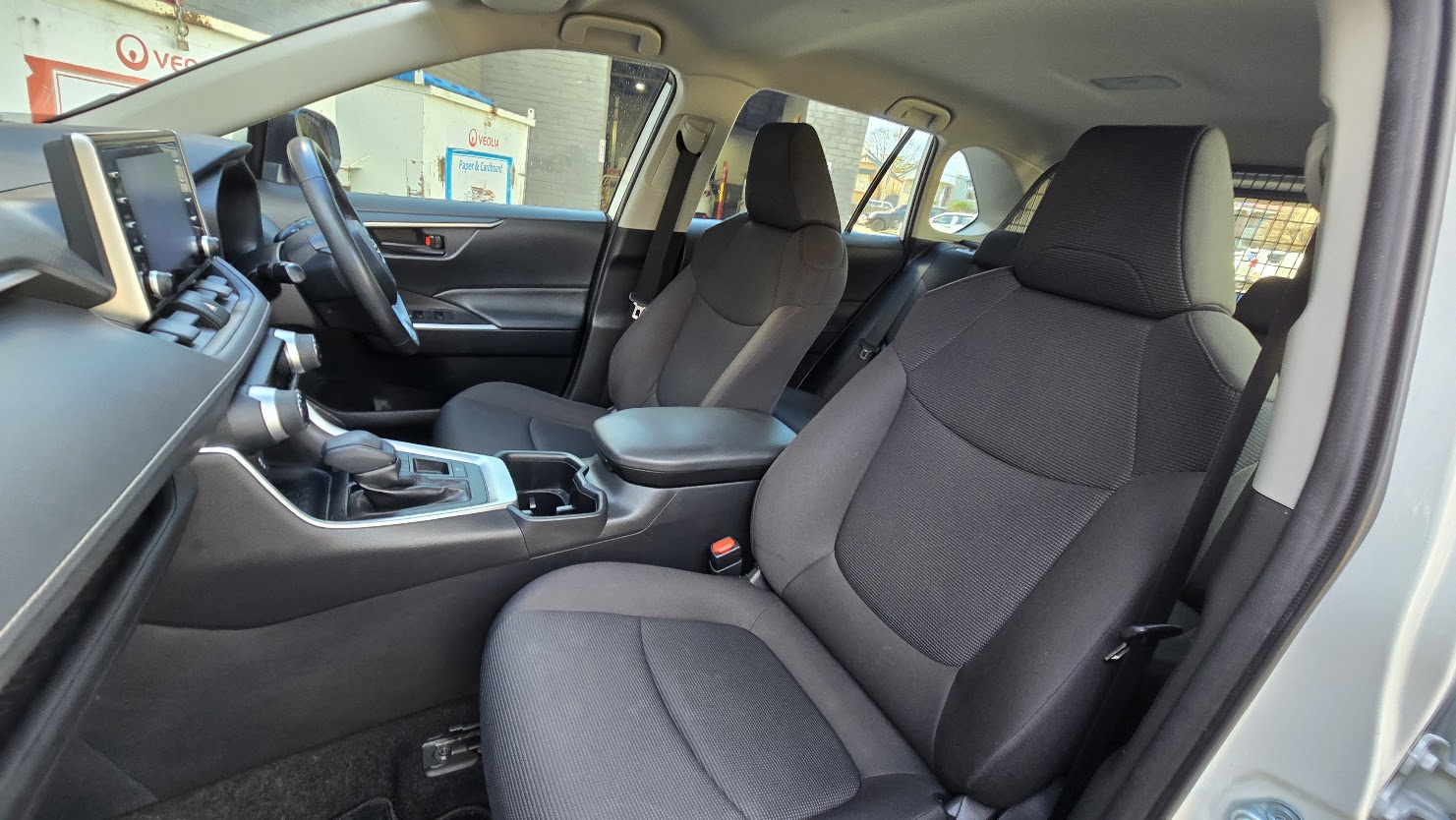 2022 Toyota Rav4 Hybrid - Image 17