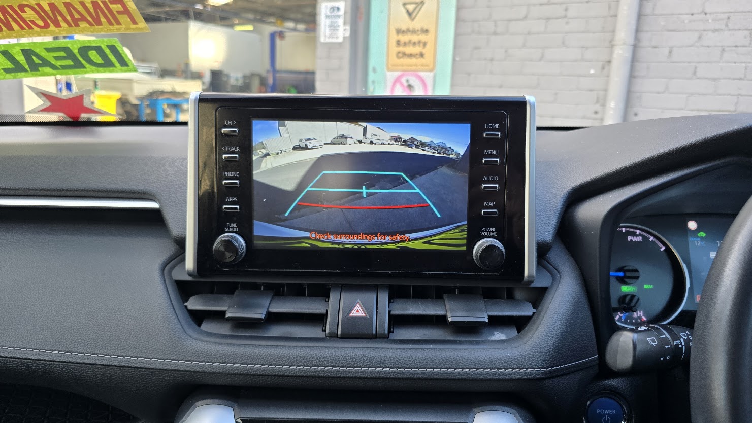 2022 Toyota Rav4 Hybrid - Image 23
