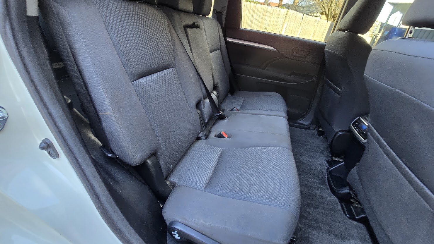 2015 Toyota Kluger - Image 13