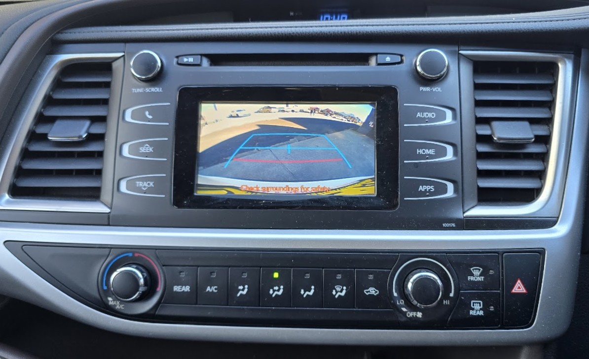 2015 Toyota Kluger - Image 21