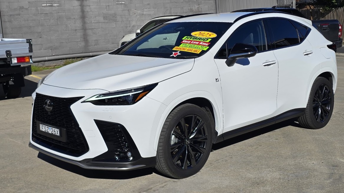 2025 Lexus NX350h - Image 7