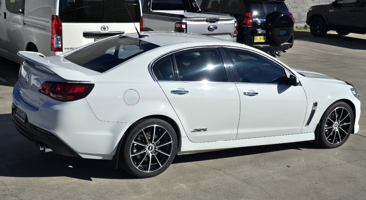 2013 Holden COMMODORE - Image 13
