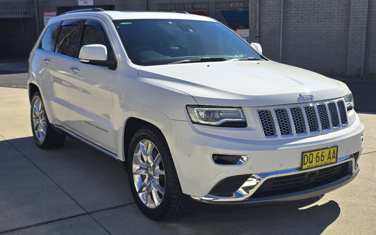 2013 JEEP GRAND CHEROKEE - Image 6