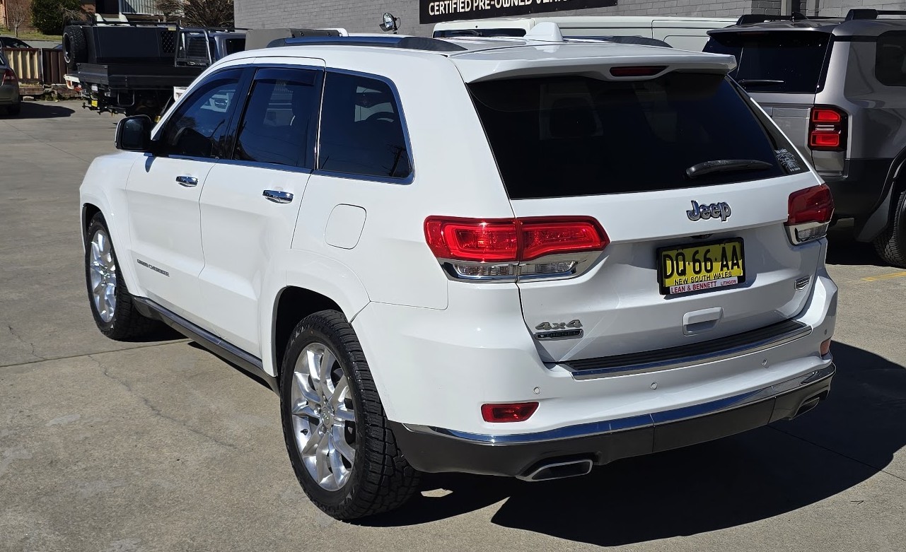 2013 JEEP GRAND CHEROKEE - Image 3