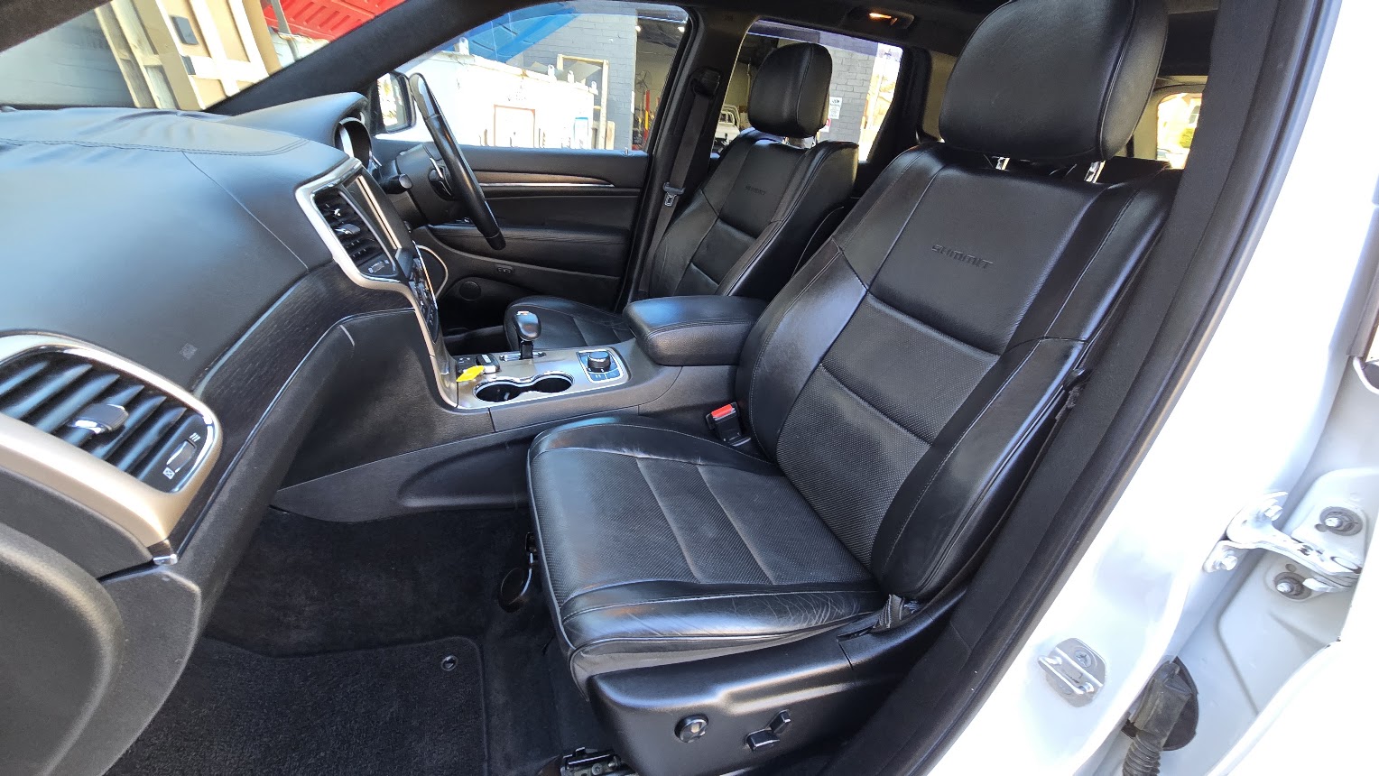 2013 JEEP GRAND CHEROKEE - Image 15